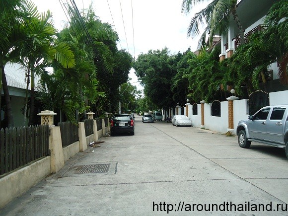 Дорога к пляжу Наклыа в Таиланде Дорога к пляжу Наклыа в Таиланде