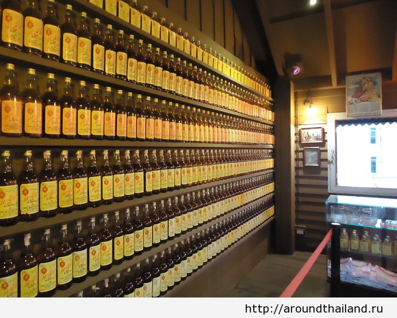 Бутылки с тайским алкоголем