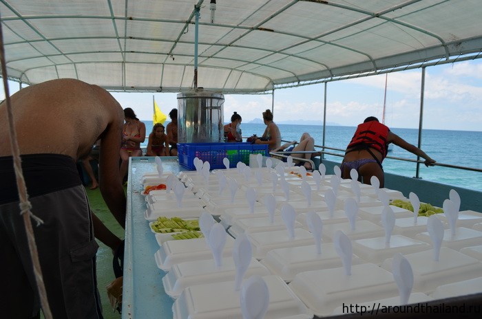 Обед на корабле