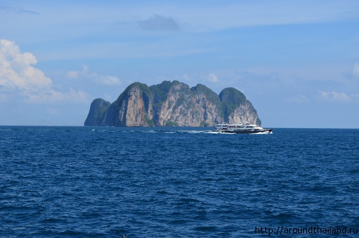 Остров Пхи-Пхи лей - вид с моря