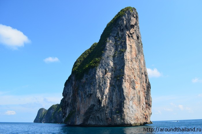 Остров Пхи-Пхи лей - вид с моря