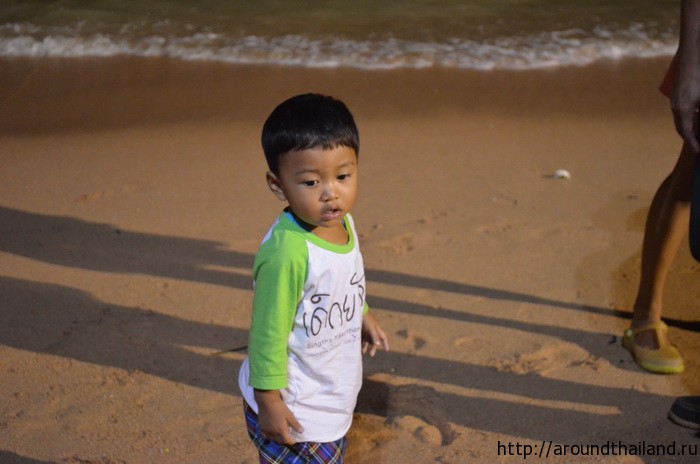 Малыш, устал... Малыш, устал...