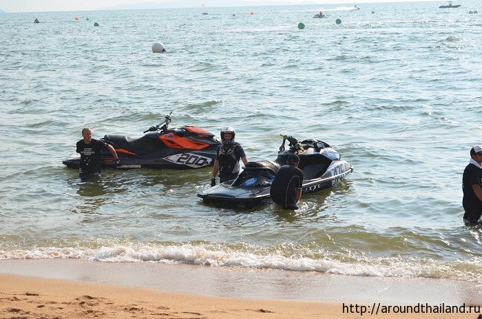 Еще аквабайки