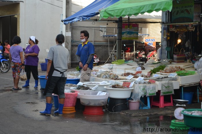 Рынок морепродуктов в Бан Пхе Рынок морепродуктов в Бан Пхе