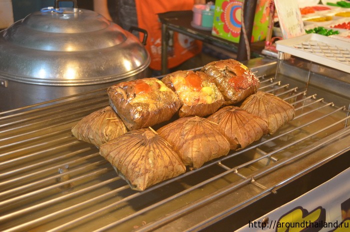 Блюдо в банановом листе