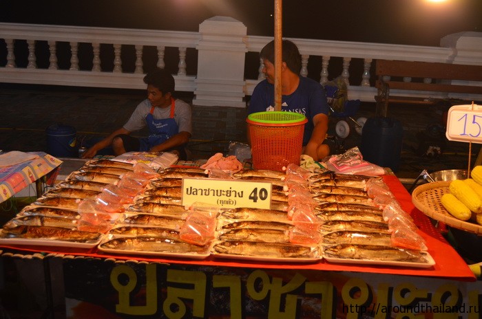 Рыбка с соусом за 40 бат