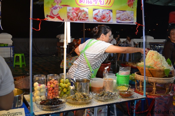  Сом Там (Салат из Папайи) 