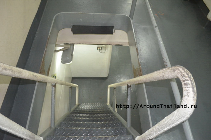 Авианосец Chakri Naruebet внутри