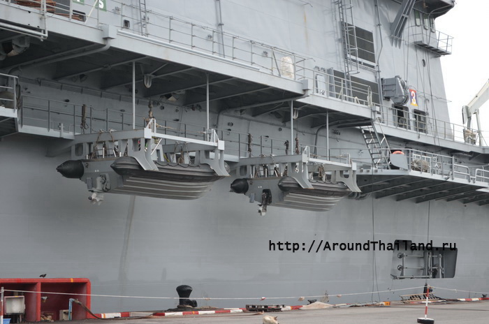 Авианосец Chakri Naruebet  («Чакри Нарубет»)
