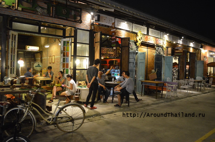 Ночной рынок в Бангкоке