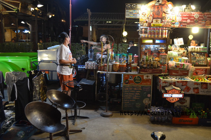 Ночной рынок в Бангкоке