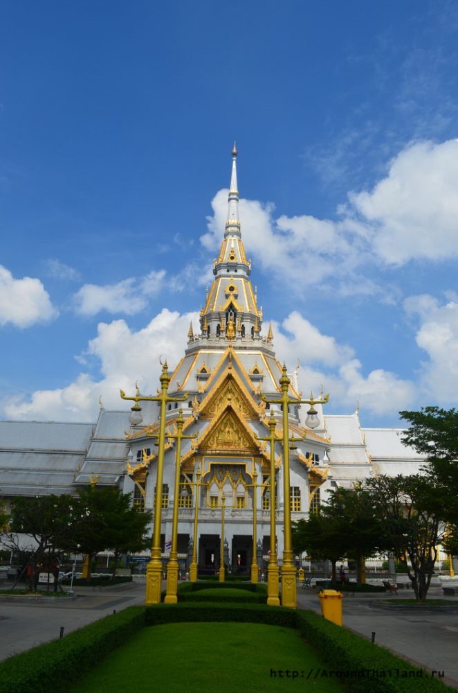Храм Sothon Wararam Woraviharn Храм Sothon Wararam Woraviharn