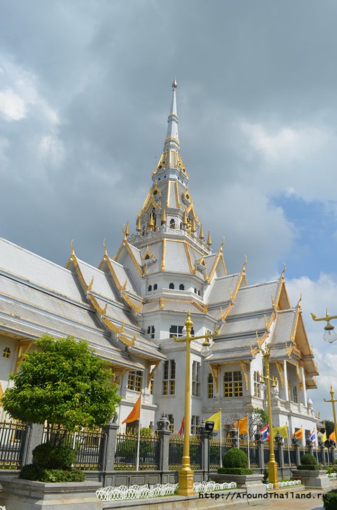 Храм Sothon Wararam Woraviharn Храм Sothon Wararam Woraviharn