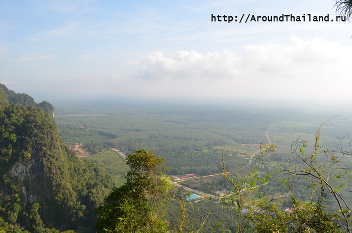 Красивые пейзажи Краби со ступень к вершине Красивые пейзажи Краби со ступень к вершине