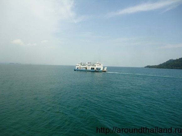 Паром на остров Koh Chang из Трата