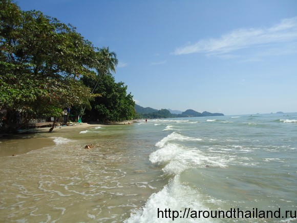 Пляж White Sand Beach прилив, поэтому воды много