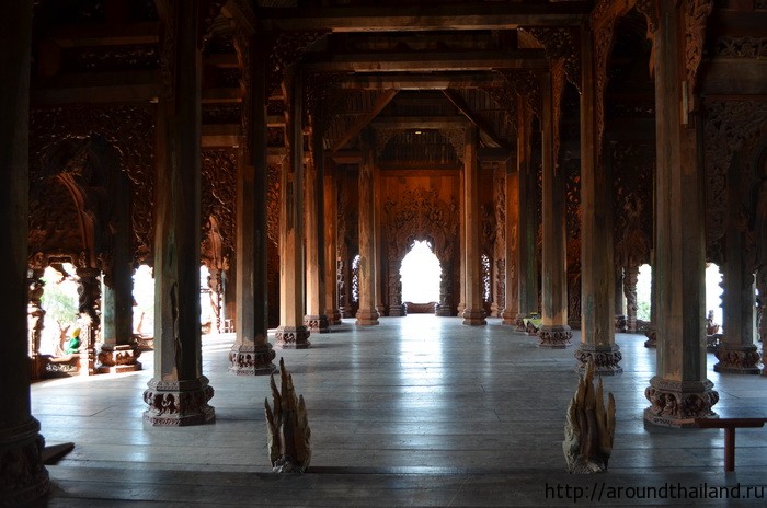Внутри The Sanctuary of Truth