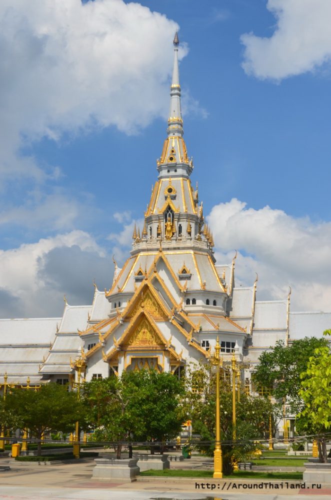 Храм Sothon Wararam Woraviharn