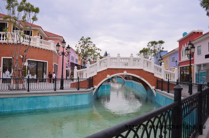 The Venezia в Хуа-Хине
